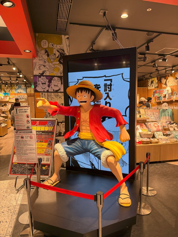 Ожидаемо, что Манки Д. Луффи будет тем самым, кто представляет весь Shonen Jump.